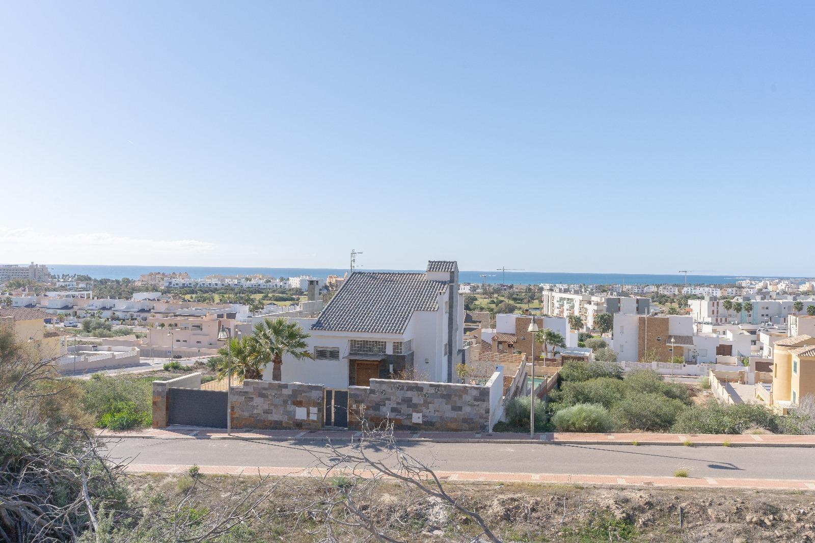 Terrain dans El Ejido, Almería à vendre Photo principale– Image 1 sur 4