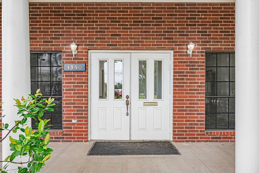 1350 Avenue D, Katy, TX à vendre - Photo de l’immeuble – Image 3 sur 17