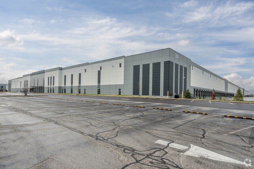 9590 Allpoints Pky, Plainfield, IN à louer - Photo principale – Image 1 sur 7