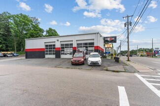 Plus de détails pour Washington Street Auto Center – Local commercial à vendre, Attleboro, MA