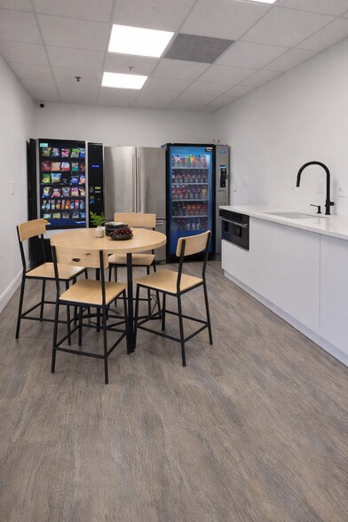 11820 Miramar Pky, Miramar, FL à louer - Photo intérieure – Image 3 sur 15