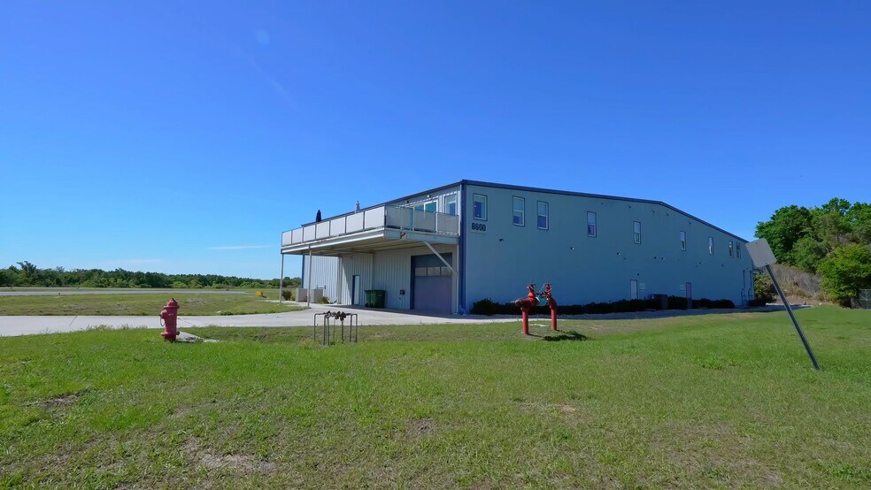 8600 Airport Blvd, Leesburg, FL à vendre - Vidéo sur l’annonce professionnelle – Image 2 sur 47