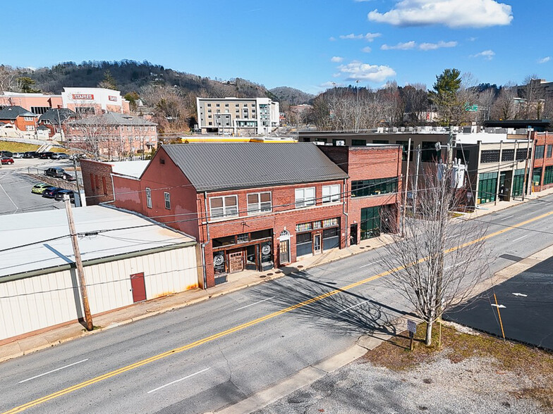 174 Broadway St, Asheville, NC à vendre - Photo de l’immeuble – Image 3 sur 47