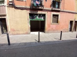 Local commercial dans Barcelone, Barcelona à louer Photo intérieure– Image 1 sur 12