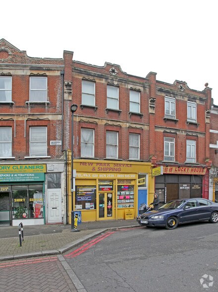 64 Morrish Rd, Londres à louer - Photo de l’immeuble – Image 2 sur 3