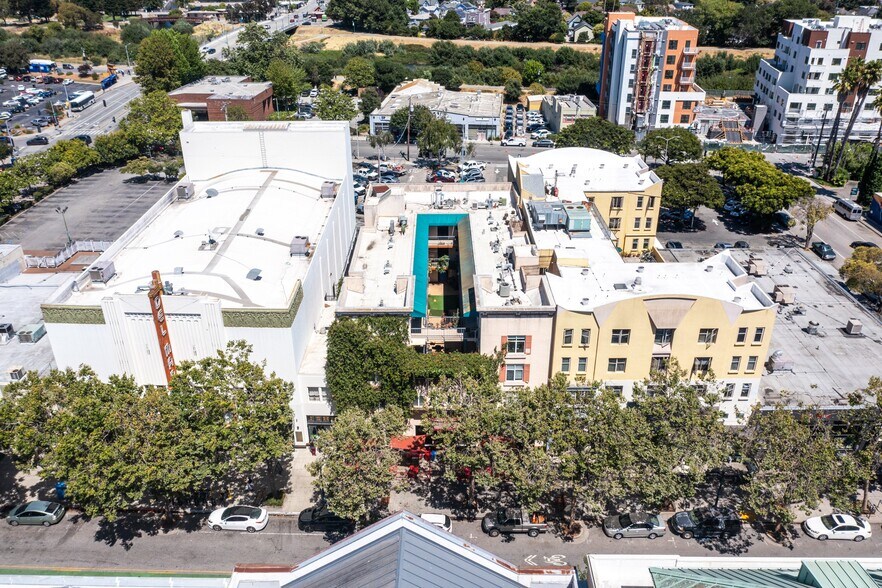 1114-1116 Pacific Ave, Santa Cruz, CA à vendre - Photo de l’immeuble – Image 3 sur 12