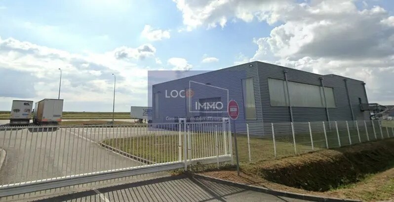 Local d'activités dans Sauvagnon à vendre - Photo de l’immeuble – Image 2 sur 13