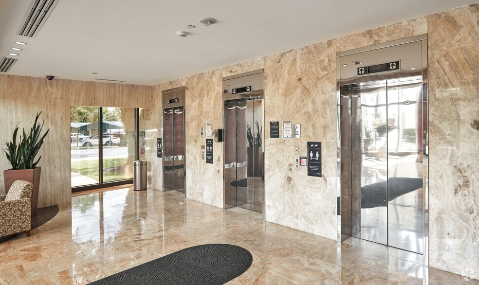 3300 Pga Blvd, Palm Beach Gardens, FL à louer - Hall d’entrée – Image 2 sur 19