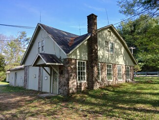 Plus de détails pour 112 Print Shop Rd, Pocono Pines, PA - Local d'activités à louer