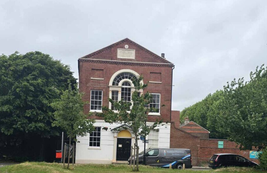 42 Kent St, Portsmouth à louer - Photo principale – Image 1 sur 1