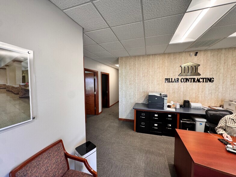 7408 NW 85th St, Oklahoma City, OK à louer - Photo de l’immeuble – Image 3 sur 12