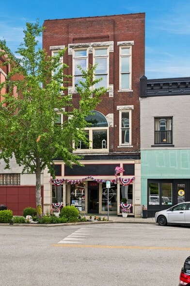 214 E Commercial St, Springfield, MO à vendre - Photo de l’immeuble – Image 2 sur 41