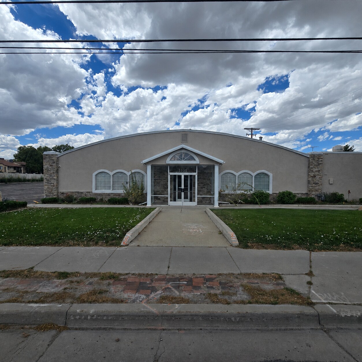 3950 S Redwood Rd, Salt Lake City, UT à vendre Photo de l’immeuble– Image 1 sur 39