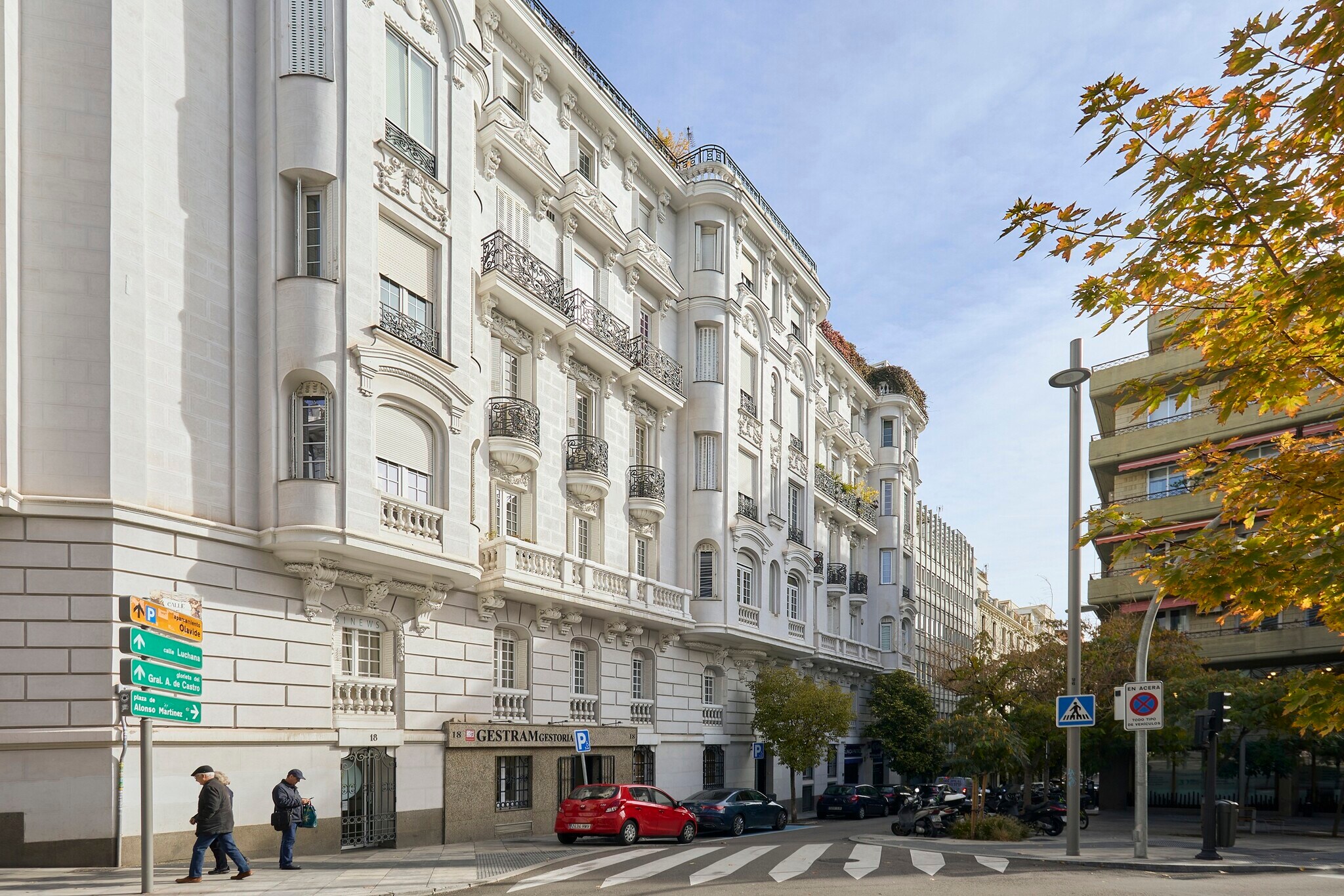 Bureau dans Madrid, Madrid à louer Photo principale– Image 1 sur 4