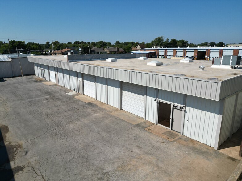 4466 S 74th Ave, Tulsa, OK à vendre - Photo de l’immeuble – Image 3 sur 23