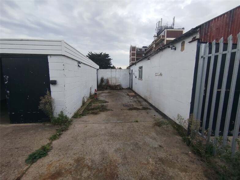 95A Prince Av, Southend On Sea à louer - Photo de l’immeuble – Image 3 sur 4