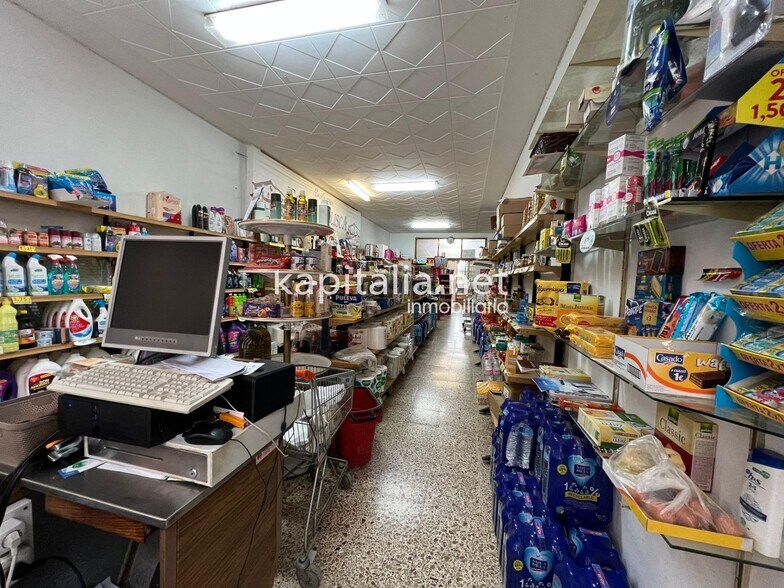 Local commercial dans València, Valencia à vendre - Photo de l’immeuble – Image 1 sur 5