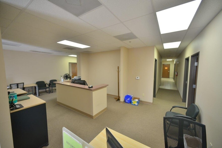 1608 Universal City Blvd, Universal City, TX à vendre - Photo de l’immeuble – Image 2 sur 7