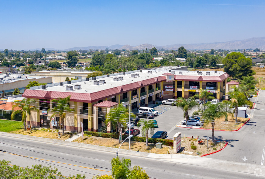 500 S State St, San Jacinto, CA à louer - Photo de l’immeuble – Image 1 sur 5