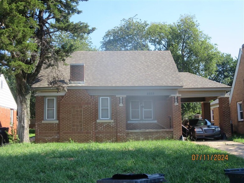 2233 Hardin Dr, Oklahoma City, OK à vendre - Photo principale – Image 1 sur 1