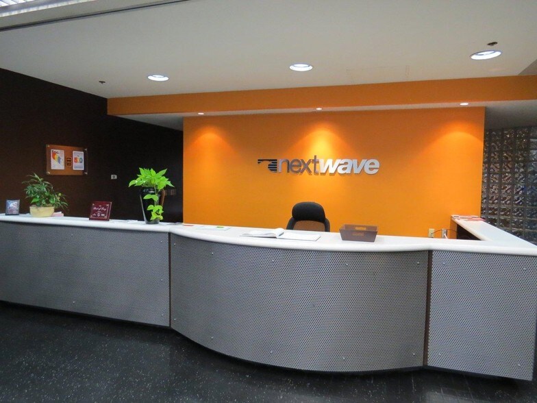 950 Stephenson Hwy, Troy, MI à louer - Photo intérieure – Image 2 sur 57