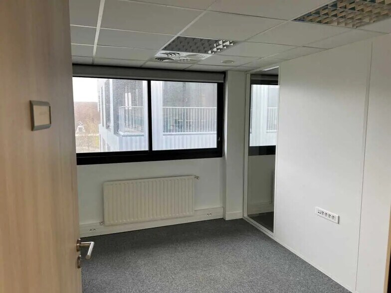 1-3 Rue Célestin Freinet, Nantes à louer - Photo de l’immeuble – Image 3 sur 8