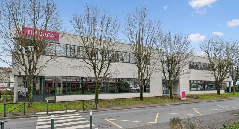 191 rue du 1er Mai, Nanterre à louer Photo de l’immeuble– Image 1 sur 9