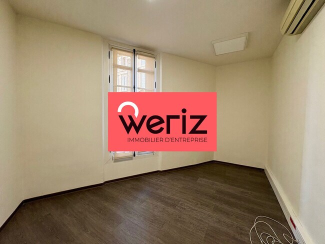 Plus de détails pour 21 Rue De La Republique, Marseille - Bureau à louer