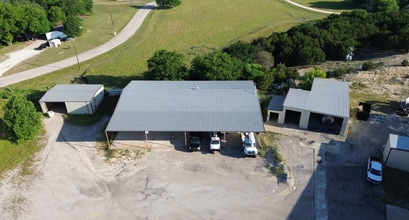 105 Sunset Acres Ct, Granbury, TX à louer Photo intérieure– Image 2 sur 12