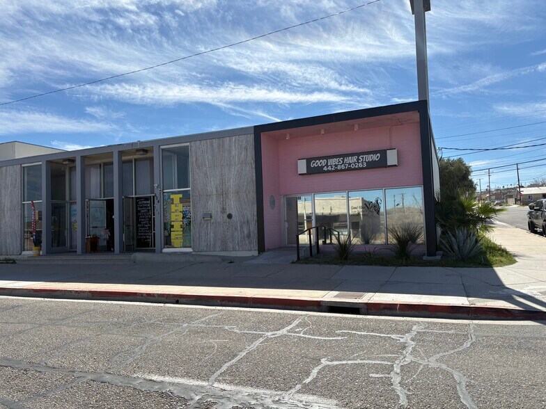 600 E Main St, Barstow, CA à vendre - Photo de l’immeuble – Image 2 sur 7