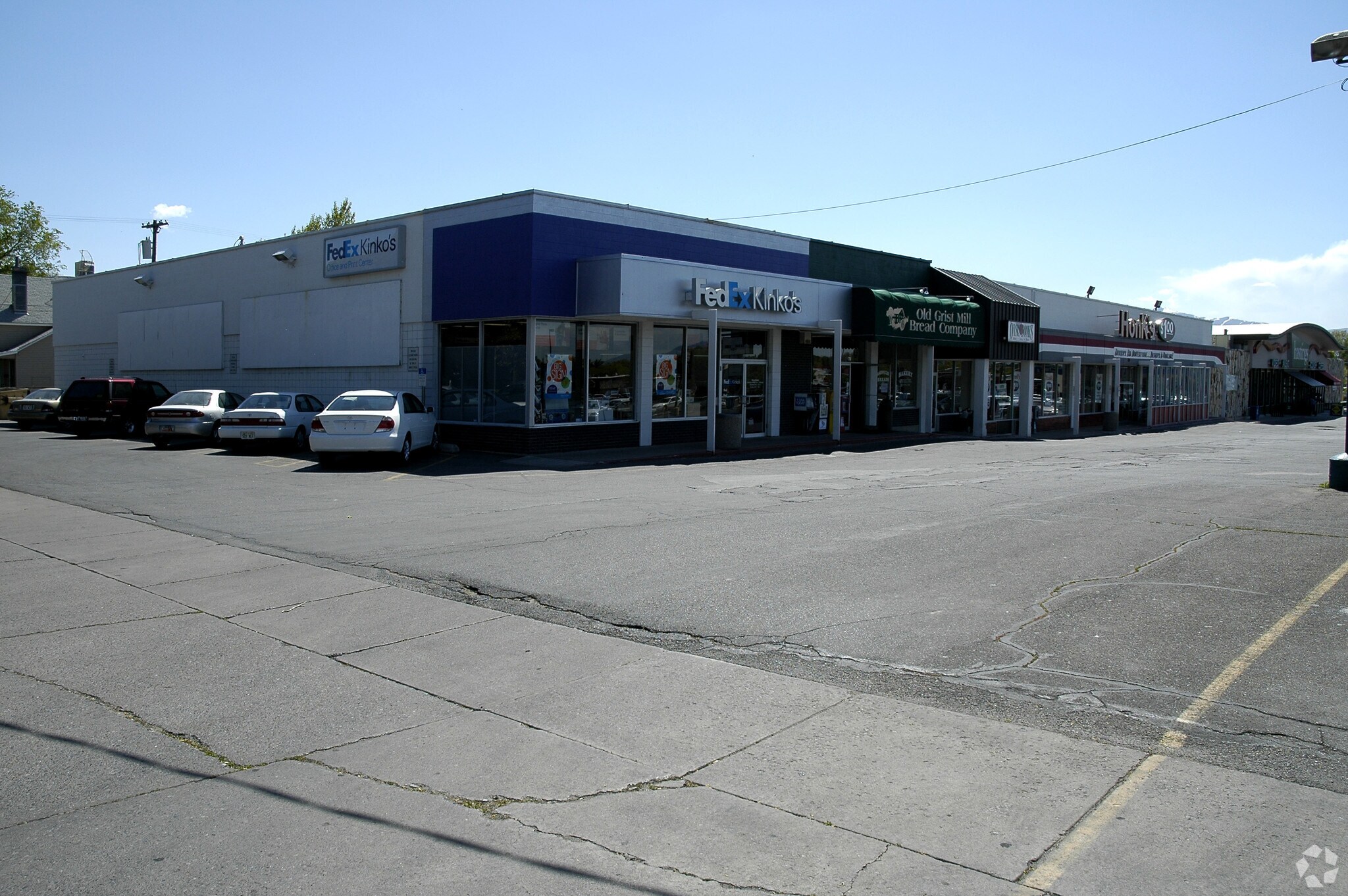 76-80 E 400 N, Logan, UT à vendre Photo principale– Image 1 sur 14