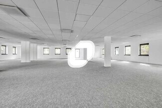 Plus de détails pour 54 Route De Sartrouville, Le Pecq - Bureau à louer