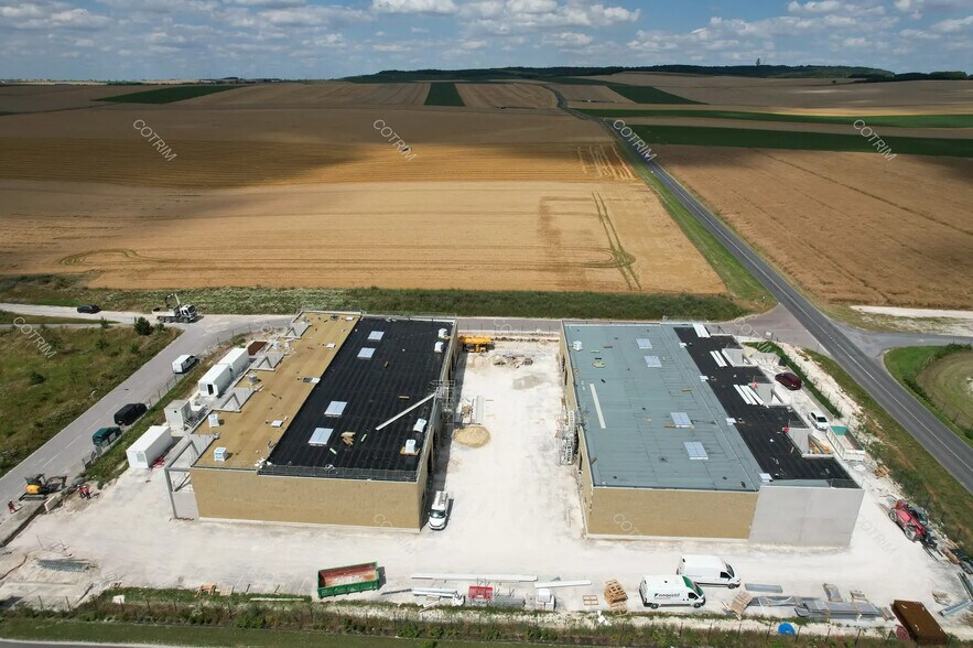 Industriel/Logistique dans Reims à louer - Photo de l’immeuble – Image 2 sur 6