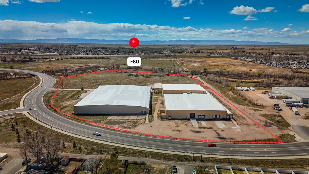 575 Snowy Range Rd, Laramie, WY à louer - Photo de l’immeuble – Image 1 sur 17