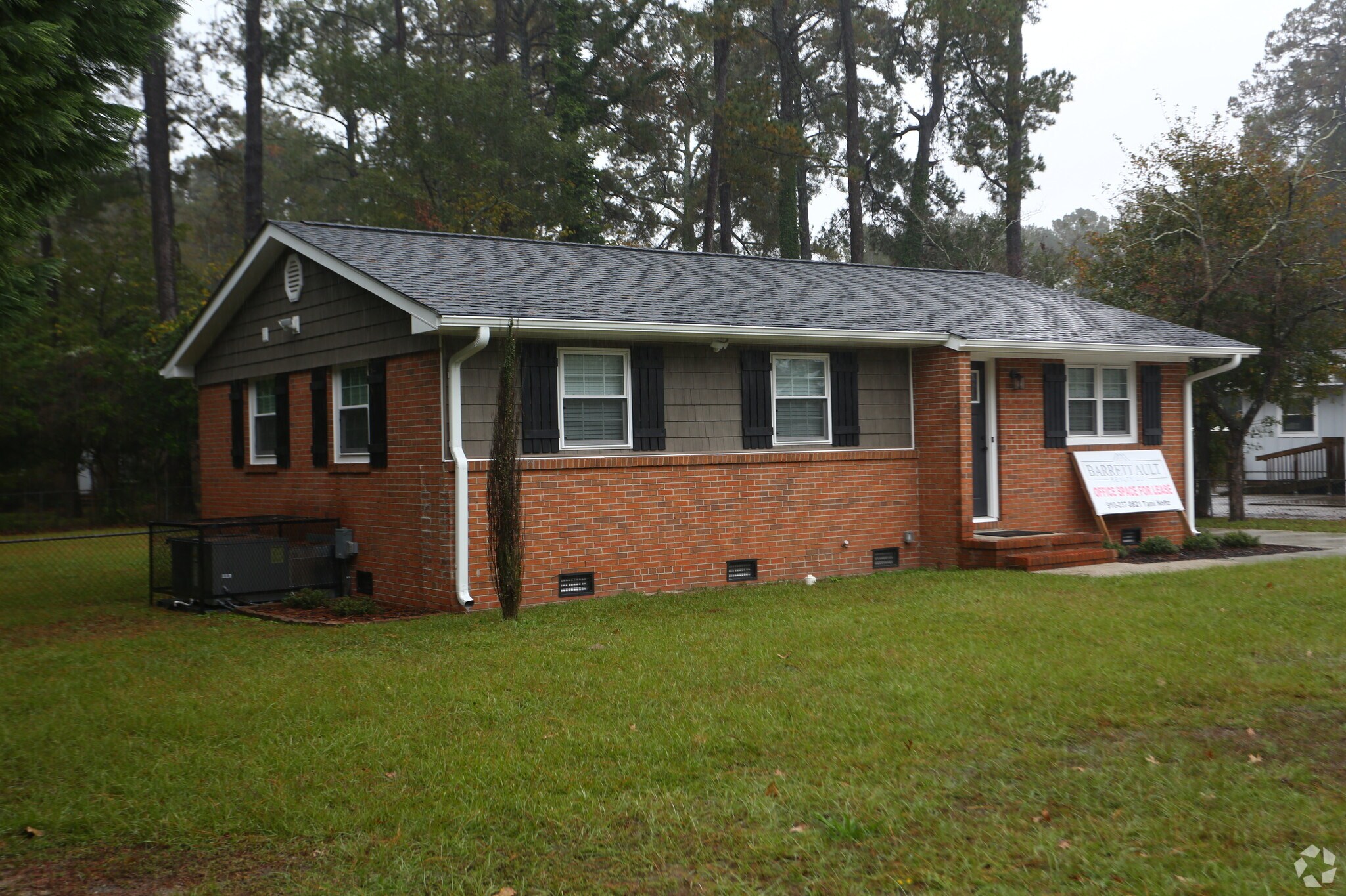 2005 Hope Mills Rd, Fayetteville, NC à louer Photo principale– Image 1 sur 5