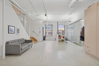 400 W 14th St, New York, NY à louer Photo intérieure– Image 2 sur 7