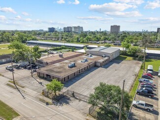 Plus de détails pour 1511 W 34th St, Houston, TX - Local d'activités à louer