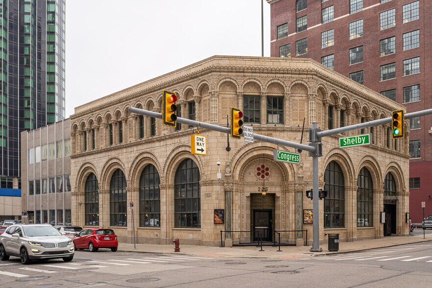 205-211 W Congress St, Detroit, MI à louer - Photo de l’immeuble – Image 1 sur 8