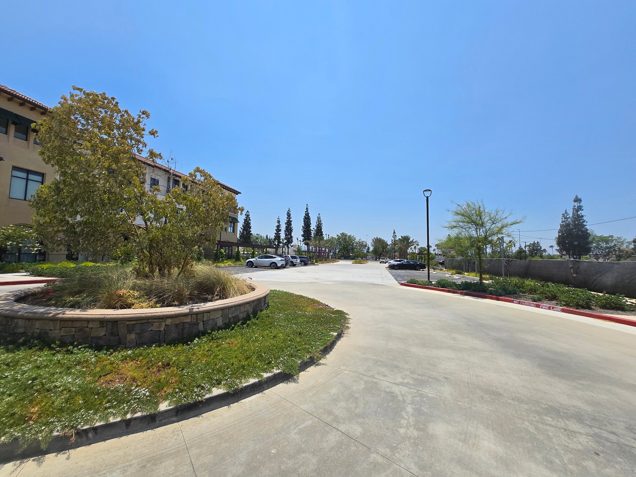 5624 Philadelphia St, Chino, CA à louer Photo intérieure– Image 1 sur 14