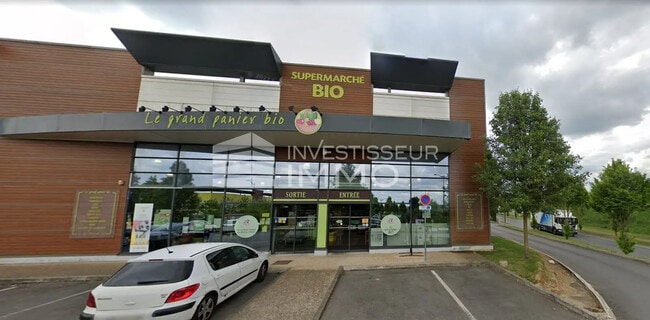 Plus de détails pour Local commercial à louer