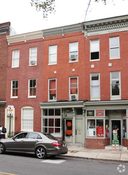218 W Read St, Baltimore, MD à vendre - Photo de l’immeuble – Image 2 sur 2