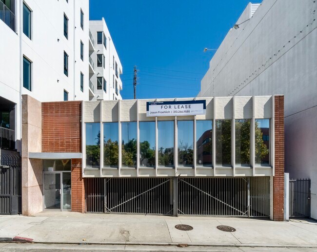 Plus de détails pour 10340 Santa Monica Blvd, Los Angeles, CA - Bureau à louer