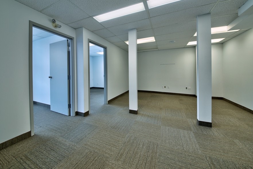 1144 Rue Saint-Laurent O, Longueuil, QC à louer - Photo intérieure – Image 2 sur 16