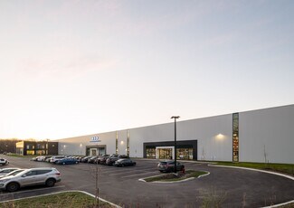 Plus de détails pour 12275 Rue Helen-Bristol, Mirabel, QC - Industriel/Logistique à louer