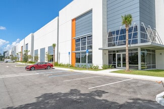 Plus de détails pour 3055 Burris Rd, Davie, FL - Industriel/Logistique à louer