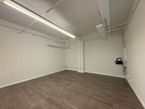 260 W 35th St, New York, NY à louer Photo intérieure– Image 2 sur 9