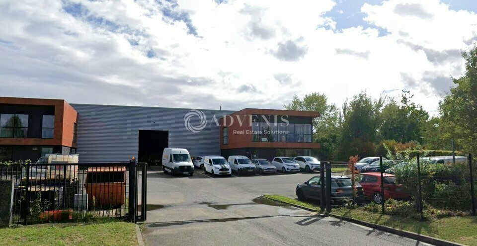 Industriel/Logistique dans Sainghin-en-Mélantois à louer - Photo de l’immeuble – Image 2 sur 12