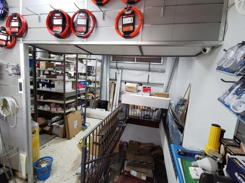 Local commercial dans Cáceres à vendre - Photo de l’immeuble – Image 3 sur 8