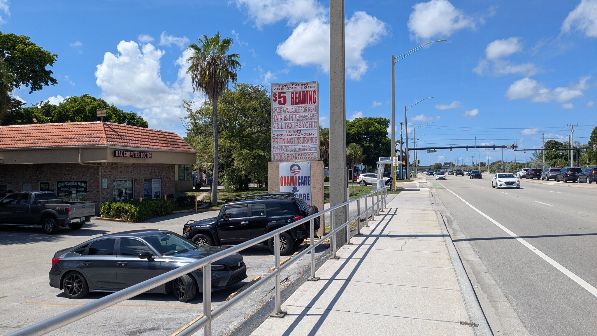 5537-5575 N State Road 7, North Lauderdale, FL à louer Photo intérieure– Image 1 sur 8