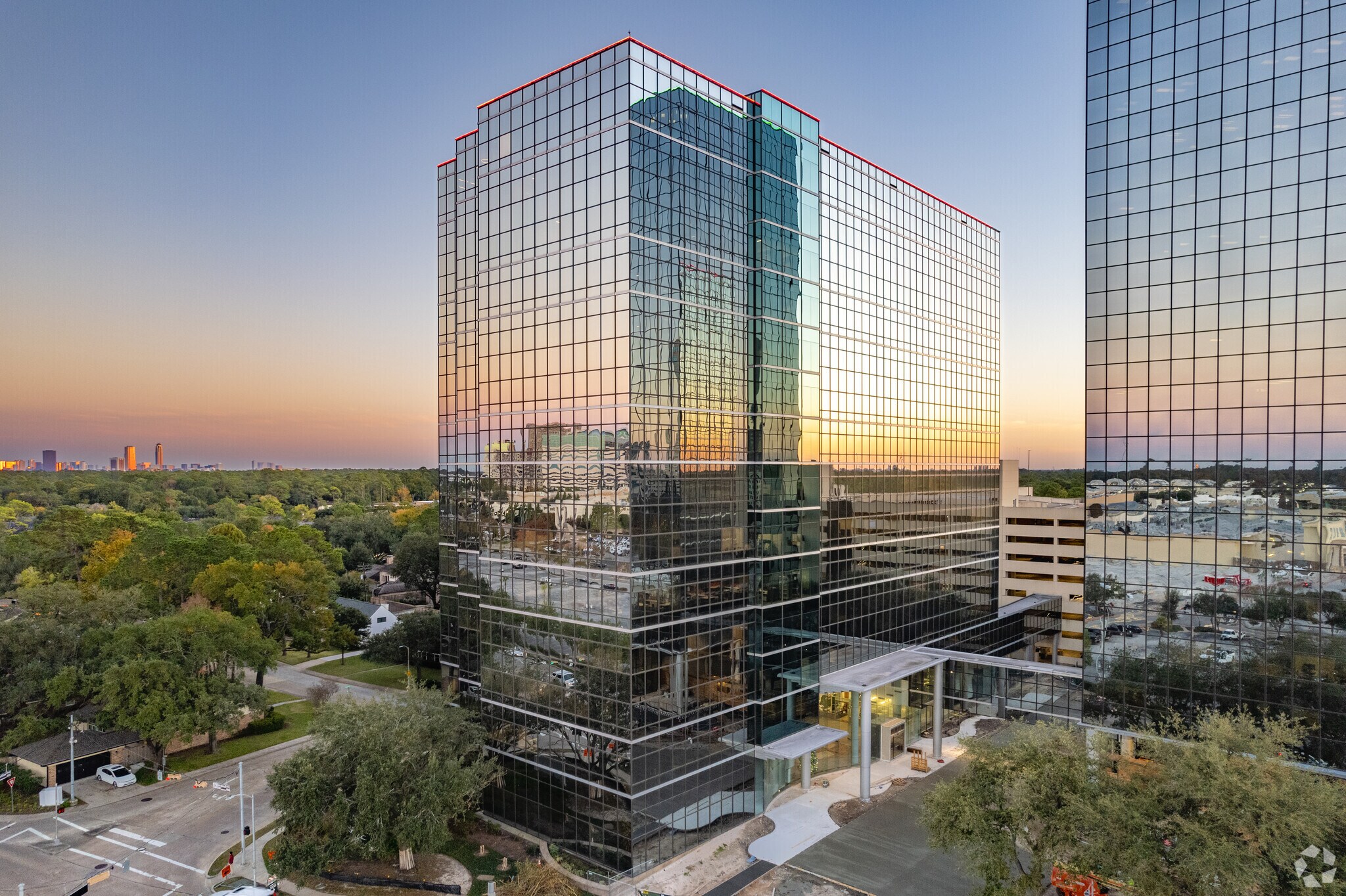 840 Gessner Rd, Houston, TX à louer Photo principale– Image 1 sur 34